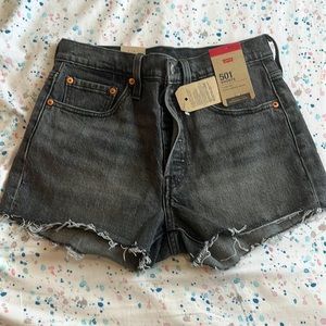 BRAND NEW LEVI 501 SHORTS BLACK